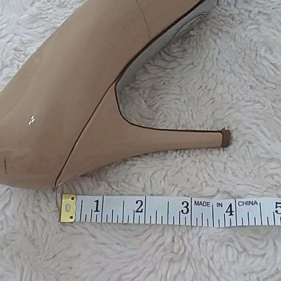 Nude Patent leather heels Jessica Simpson sz 9B/39 - Picture 5 of 5
